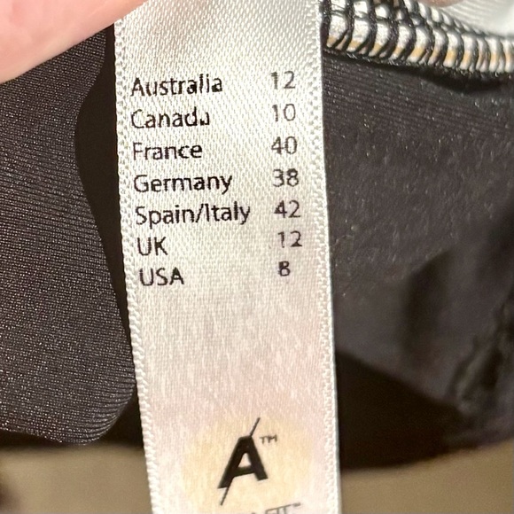 Azura| Australia Blue/Black/Green Butterfly Bikini Halter Top Size 8 - Picture 6 of 7